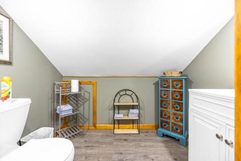 8 Hammond Lane Searsport ME 04974