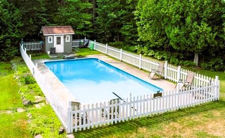 8 Hammond Lane Searsport ME 04974
