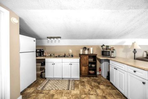 8 Hammond Lane Searsport ME 04974