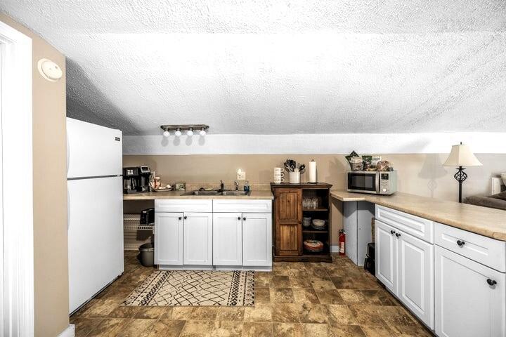 8 Hammond Lane Searsport ME 04974