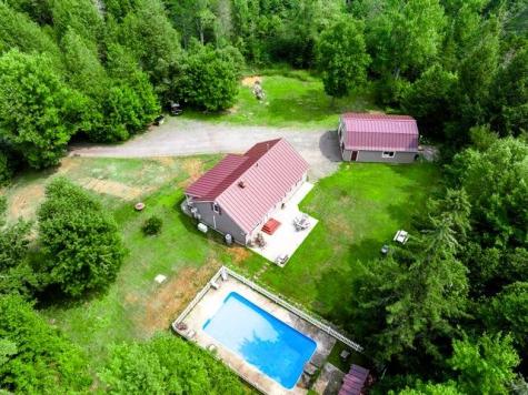 8 Hammond Lane Searsport ME 04974