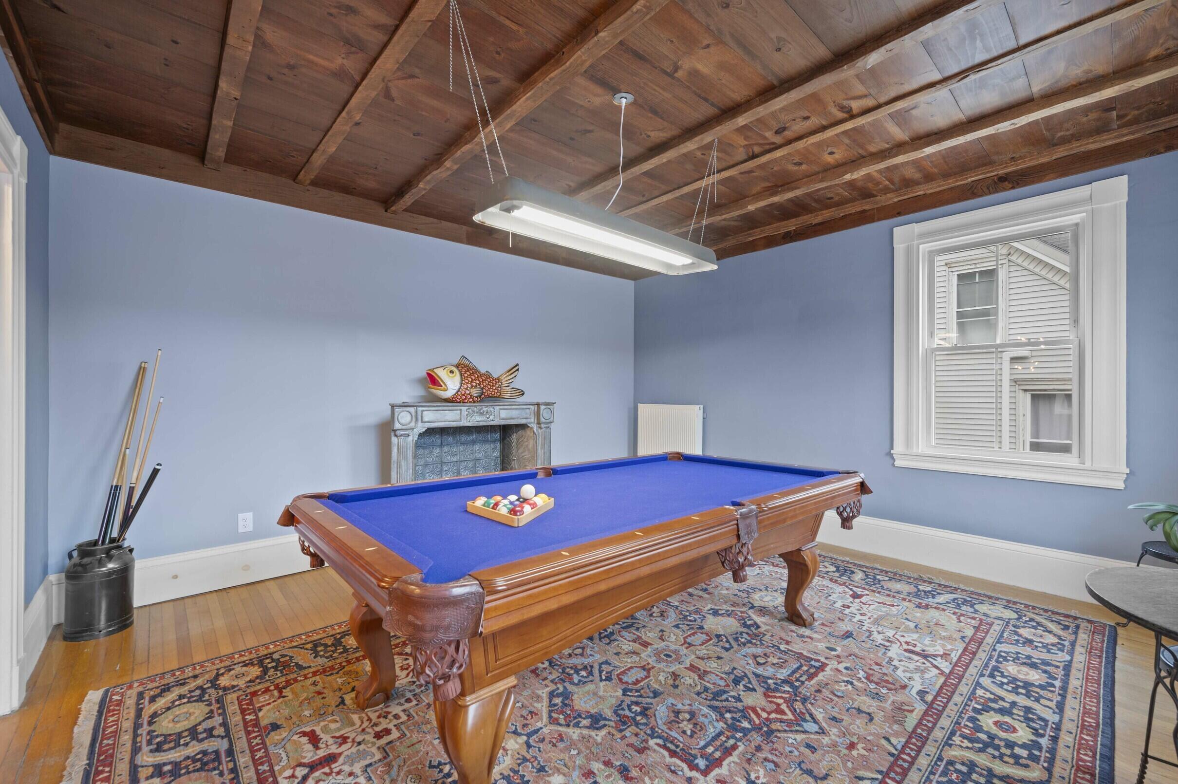 306 Maine Avenue Farmingdale ME 04344