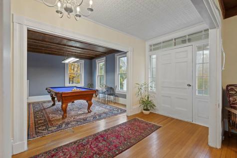 306 Maine Avenue Farmingdale ME 04344