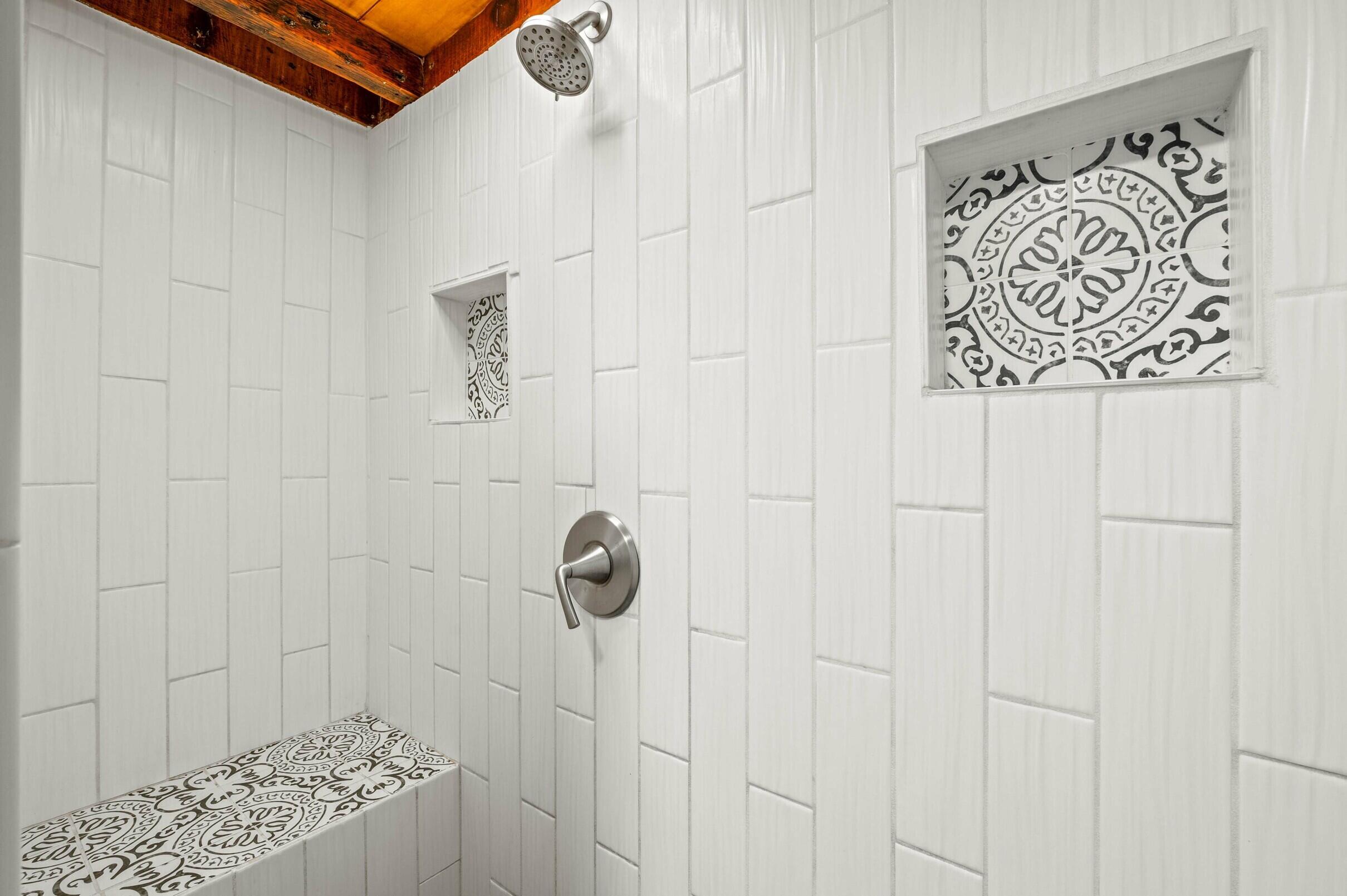 306 Maine Avenue Farmingdale ME 04344