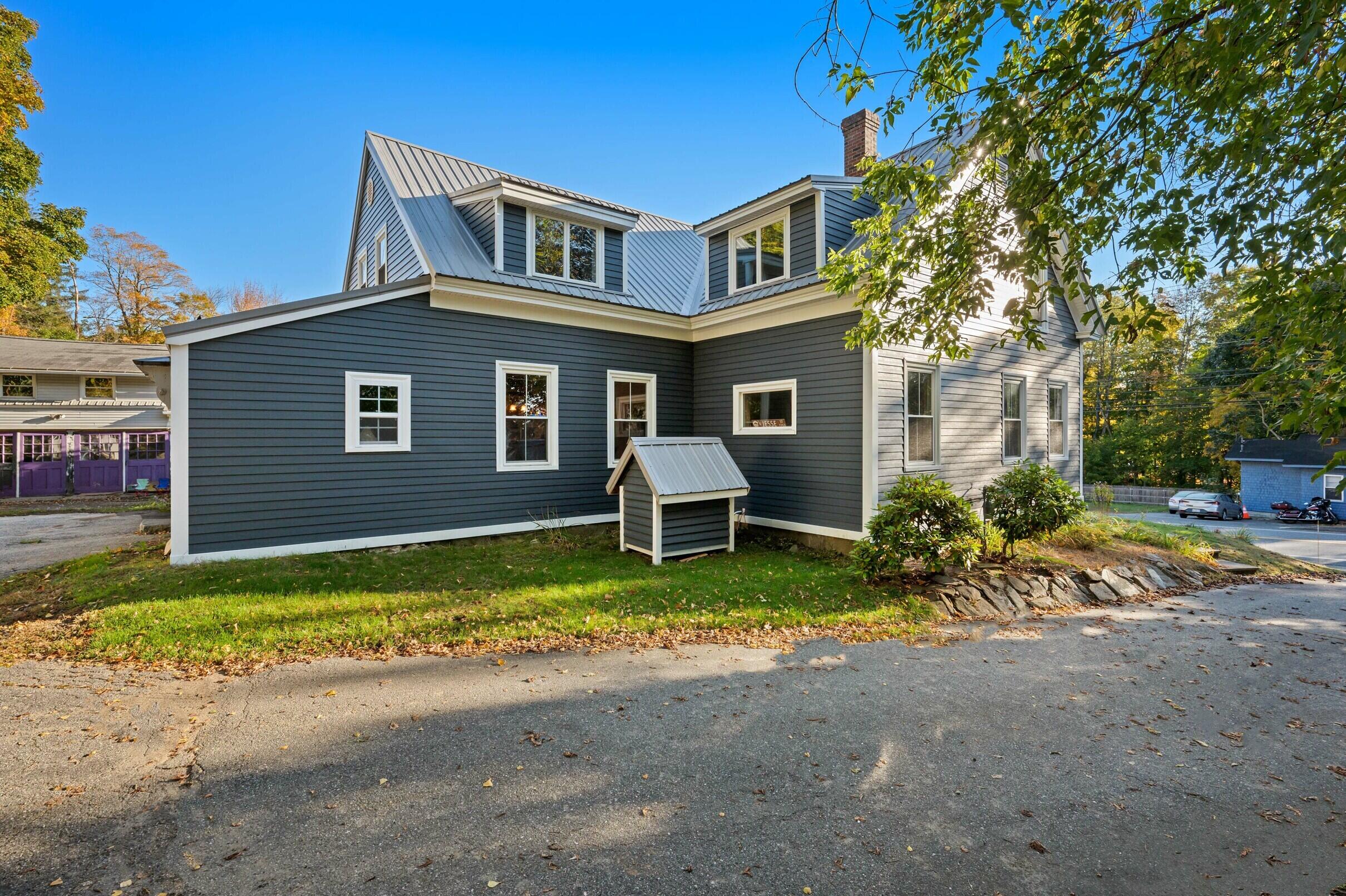 306 Maine Avenue Farmingdale ME 04344