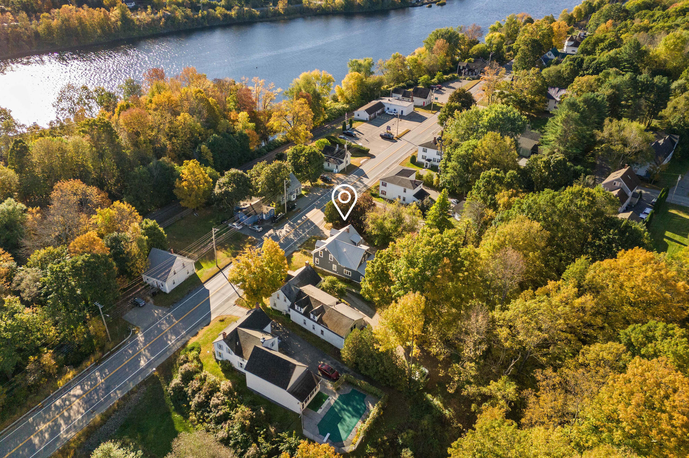 306 Maine Avenue Farmingdale ME 04344