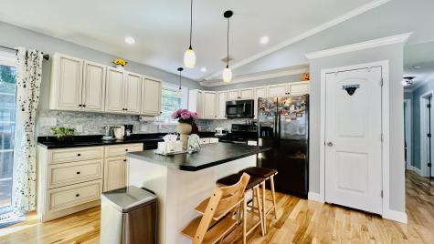 40 Ellis Court Bangor ME 04401