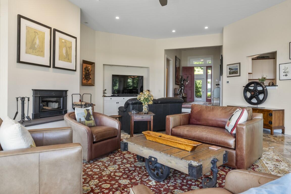 36 Wharf Road Boothbay ME 04537