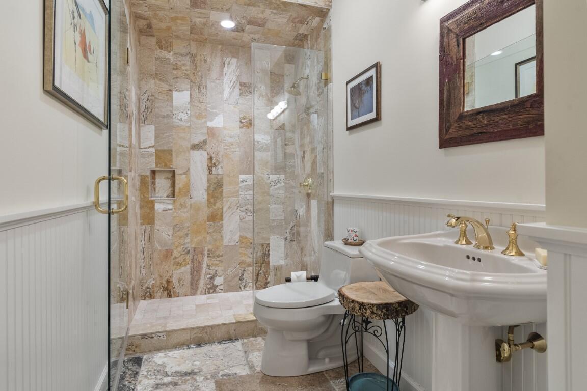 36 Wharf Road Boothbay ME 04537