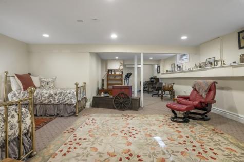 36 Wharf Road Boothbay ME 04537