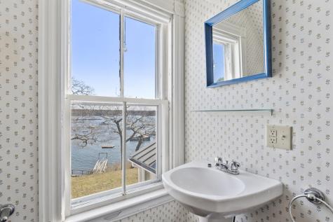 943 Cundy's Harbor Road Harpswell ME 04079