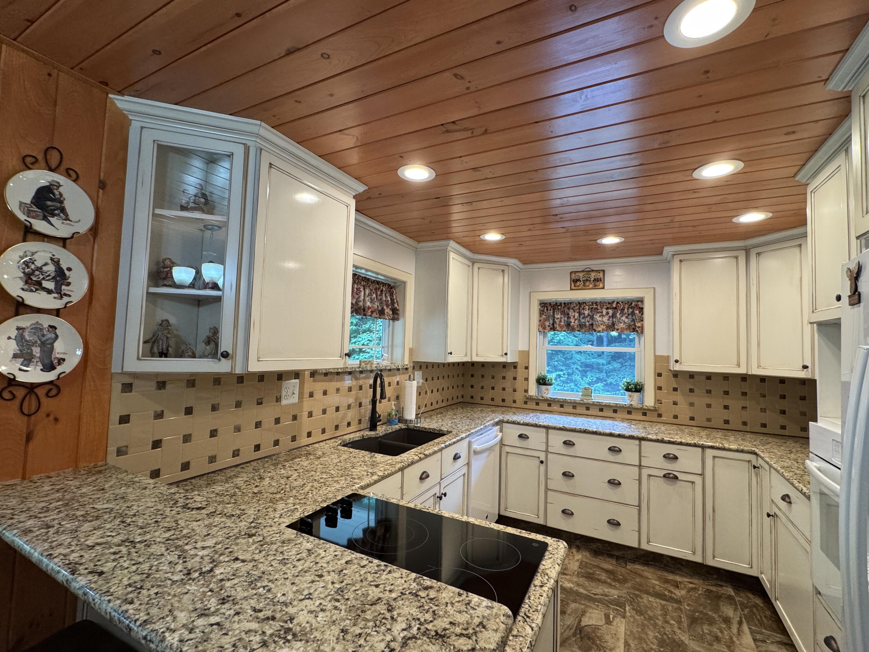 9 Alice Drive Greenville ME 04441