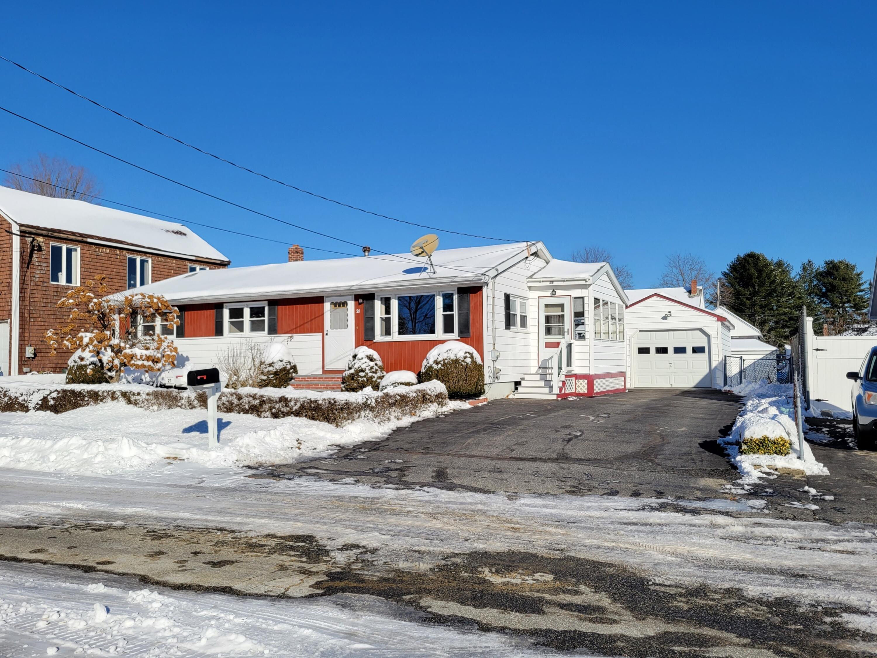 21 Huckins Street Lewiston ME 04240