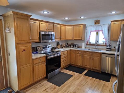 77 Billings Road Hermon ME 04401