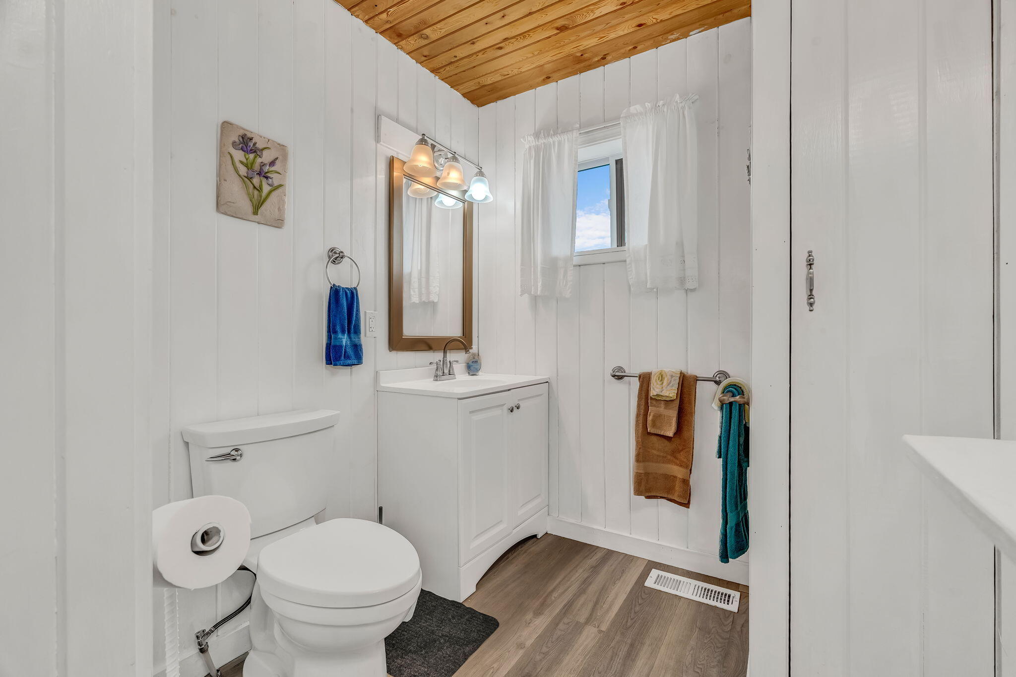 54 Folsom Ridge Road Burlington ME 04417