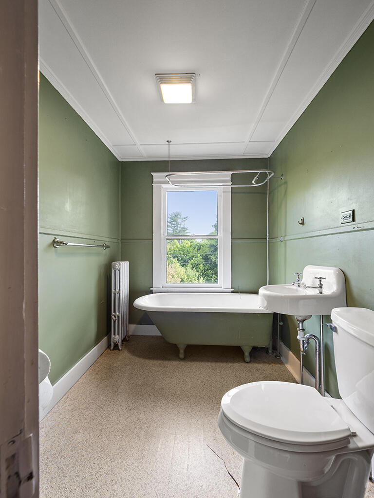 5 West Street Waterville ME 04901