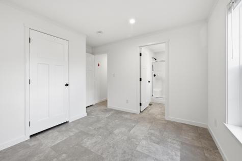 8 Victoria Drive Waterville ME 04901