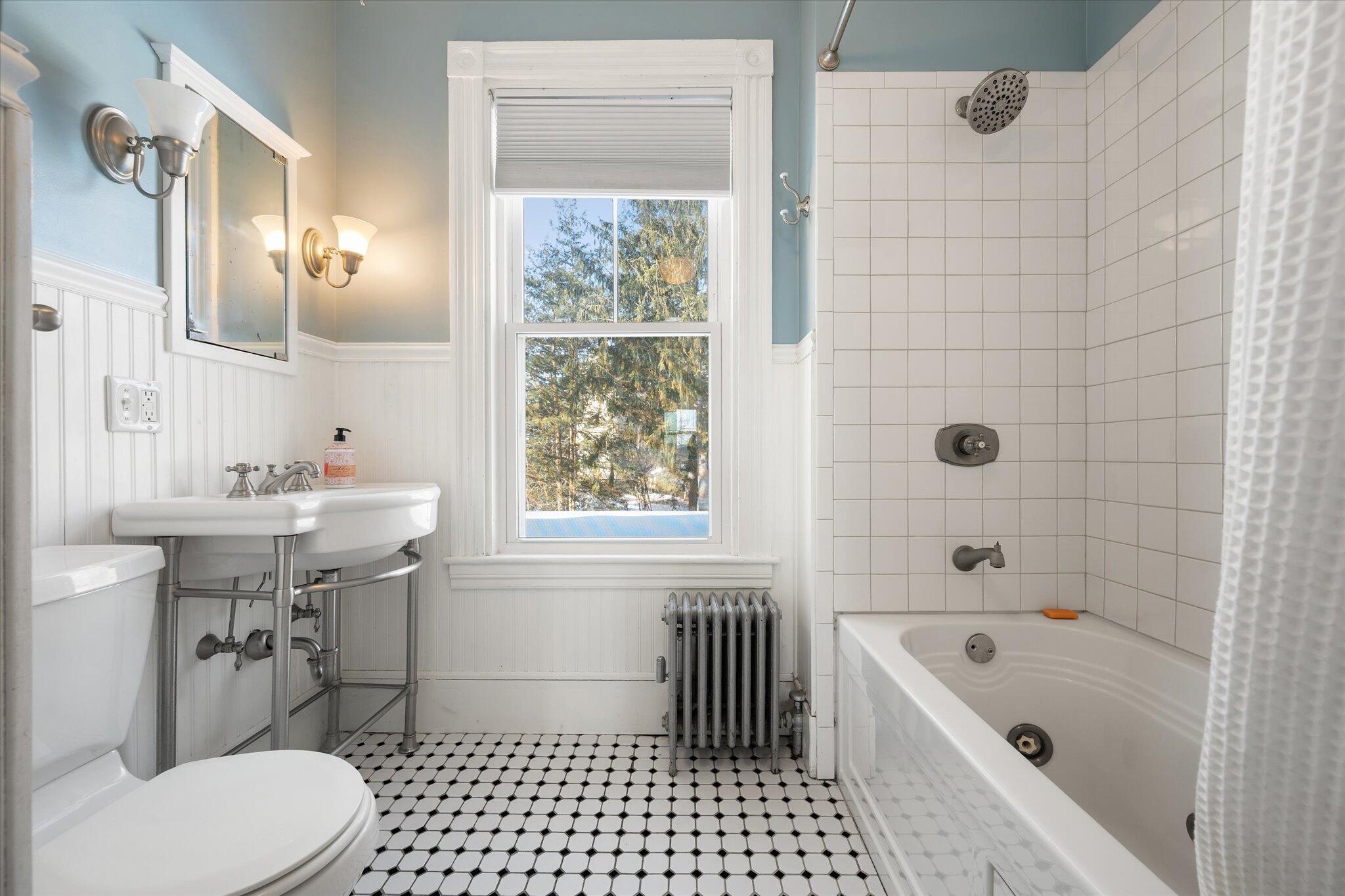 431 Hammond Street Bangor ME 04401