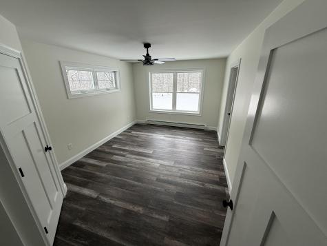 17 Murray Drive Raymond ME 04071