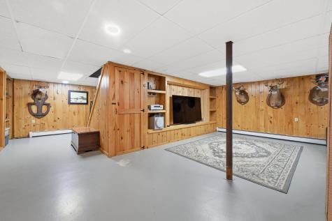 35 Pierce Road Oxford ME 04270