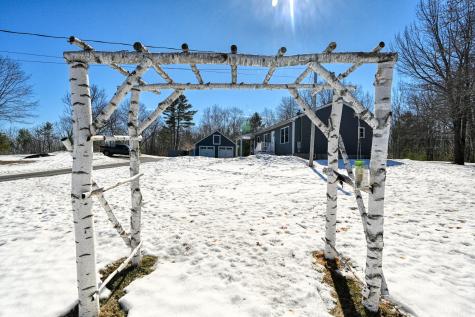 35 Pierce Road Oxford ME 04270