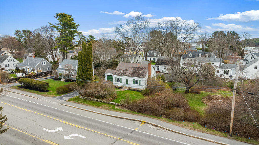 17 Us Route 1 Falmouth ME 04105