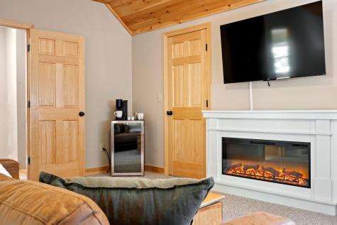 164 Keystone Drive Newry ME 04261
