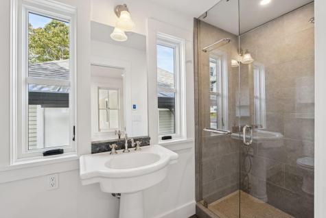 33 Turner Street Portland ME 04101