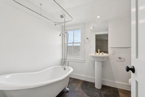 33 Turner Street Portland ME 04101