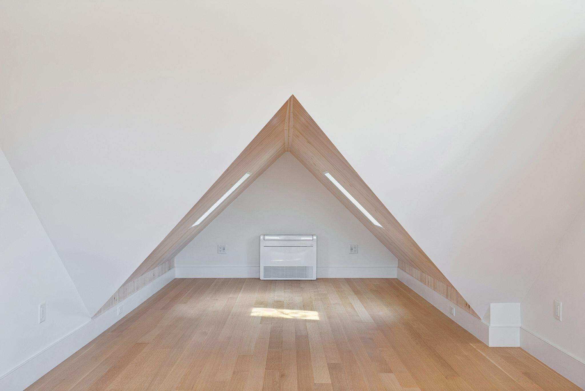 33 Turner Street Portland ME 04101