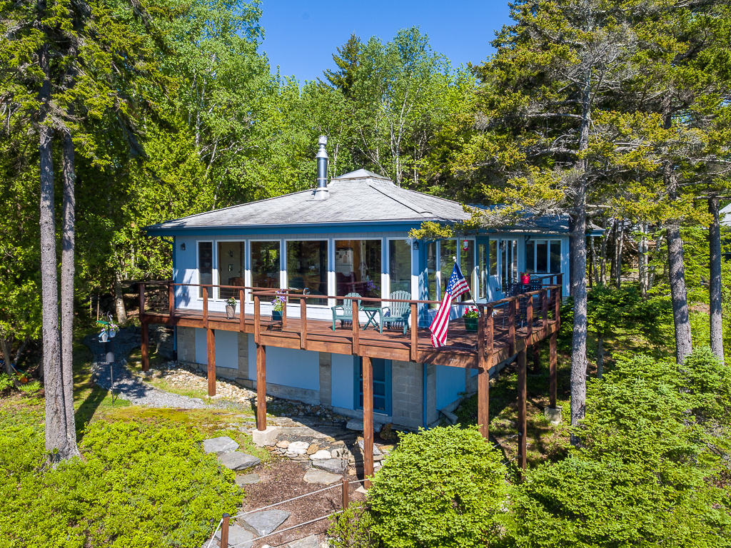 283 Gun Point Road Harpswell ME 04079