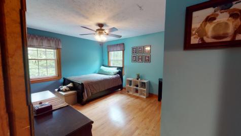 31 Sheffield Avenue Lewiston ME 04240