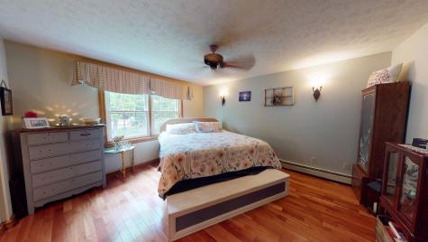 31 Sheffield Avenue Lewiston ME 04240