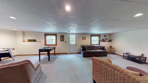 31 Sheffield Avenue Lewiston ME 04240