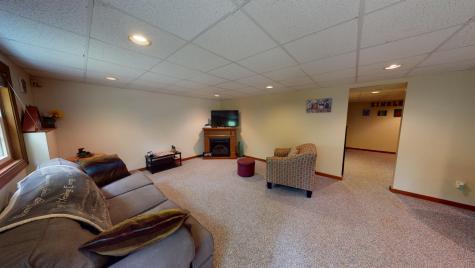 31 Sheffield Avenue Lewiston ME 04240