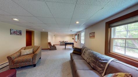 31 Sheffield Avenue Lewiston ME 04240
