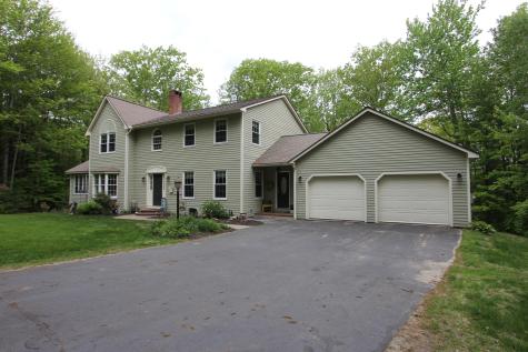 31 Sheffield Avenue Lewiston ME 04240