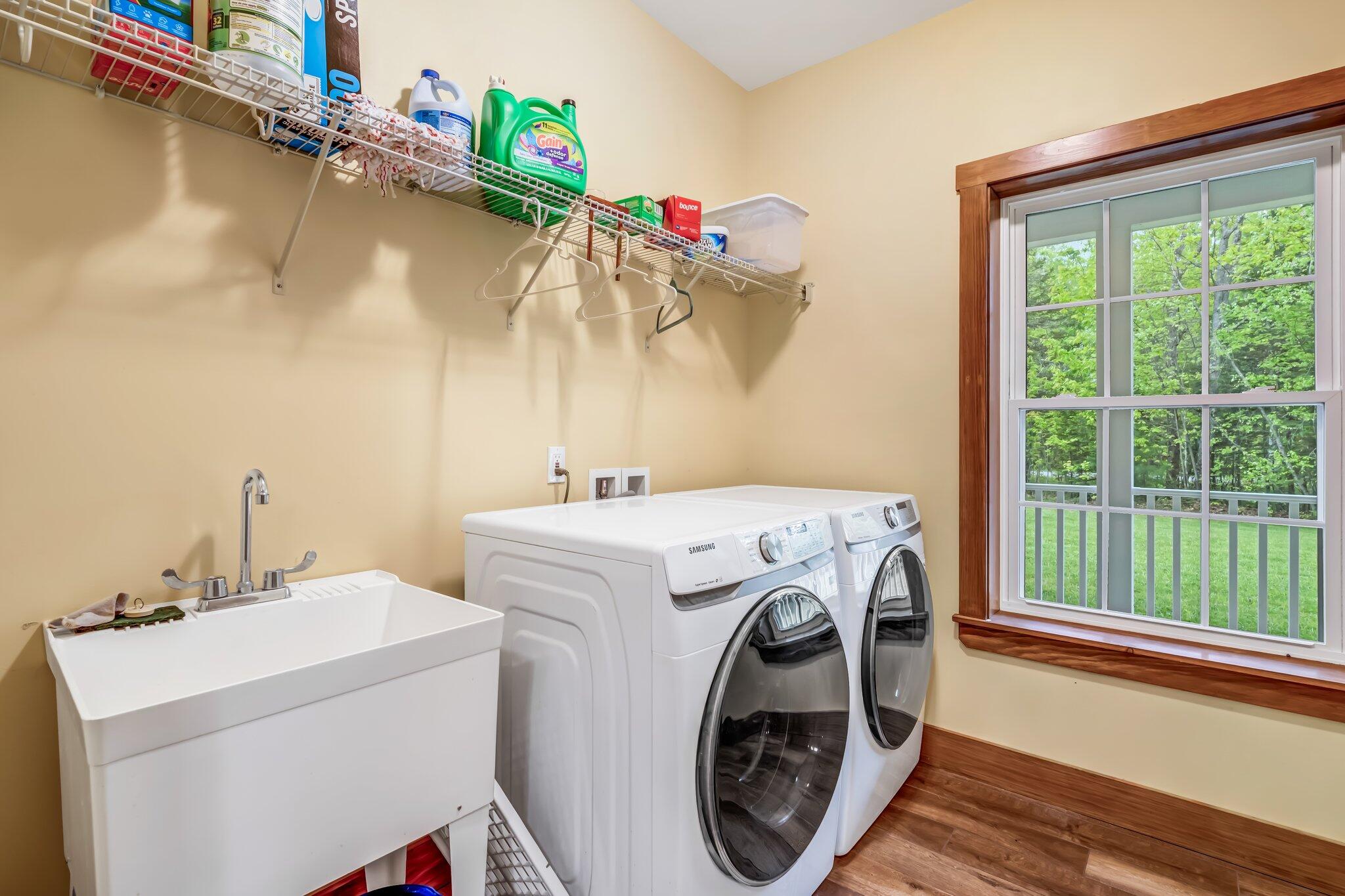 66 Mcnally Road Clinton ME 04927