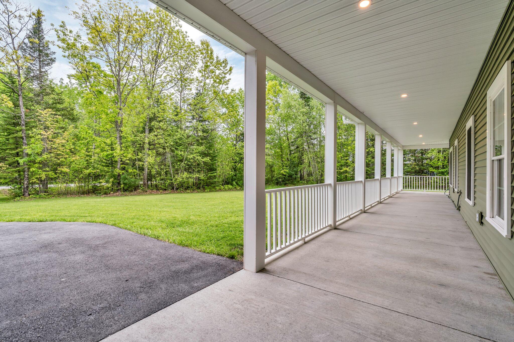 66 Mcnally Road Clinton ME 04927