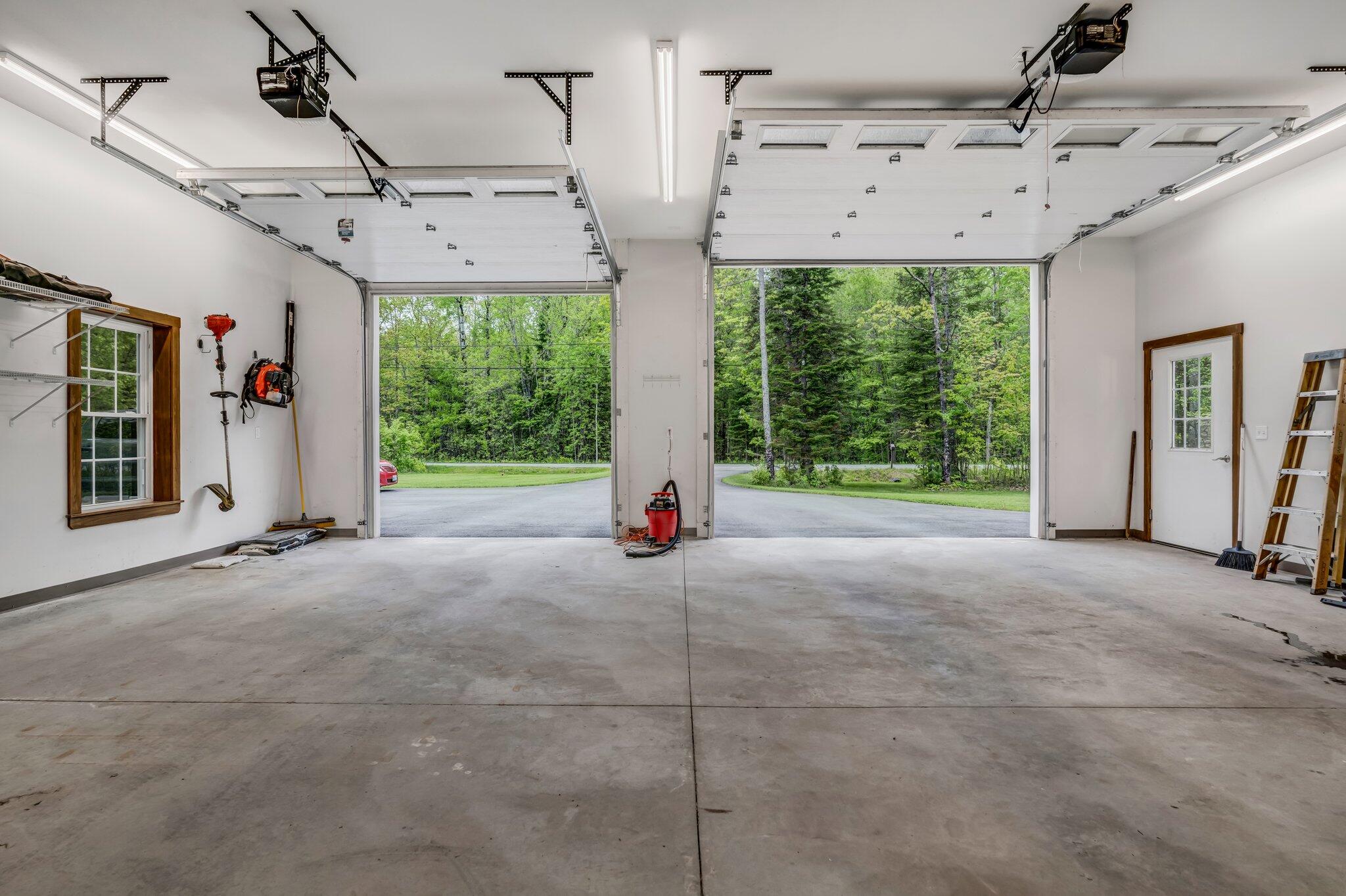 66 Mcnally Road Clinton ME 04927