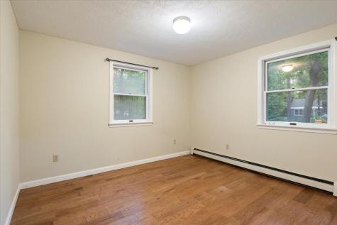 15 Kathy Lane Cumberland ME 04021