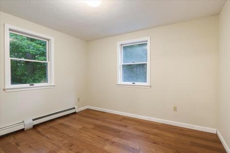 15 Kathy Lane Cumberland ME 04021