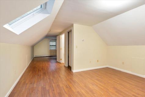 15 Kathy Lane Cumberland ME 04021