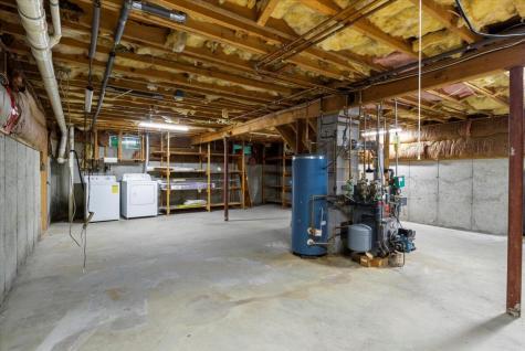 15 Kathy Lane Cumberland ME 04021