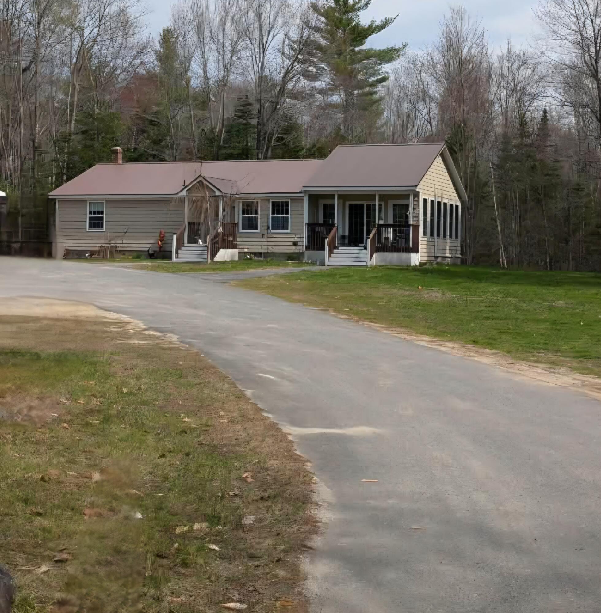 694 River Road Leeds ME 04263