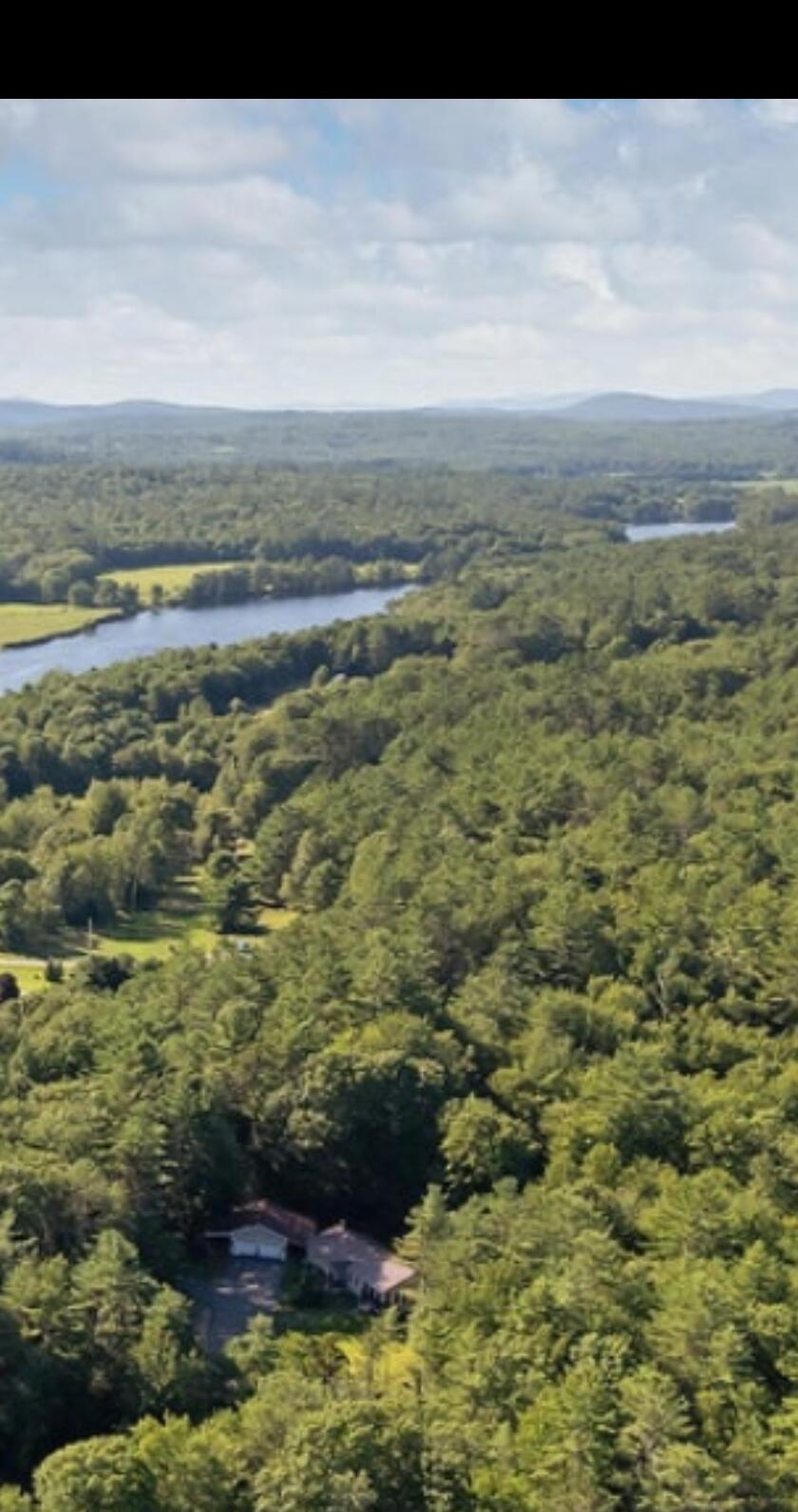 694 River Road Leeds ME 04263