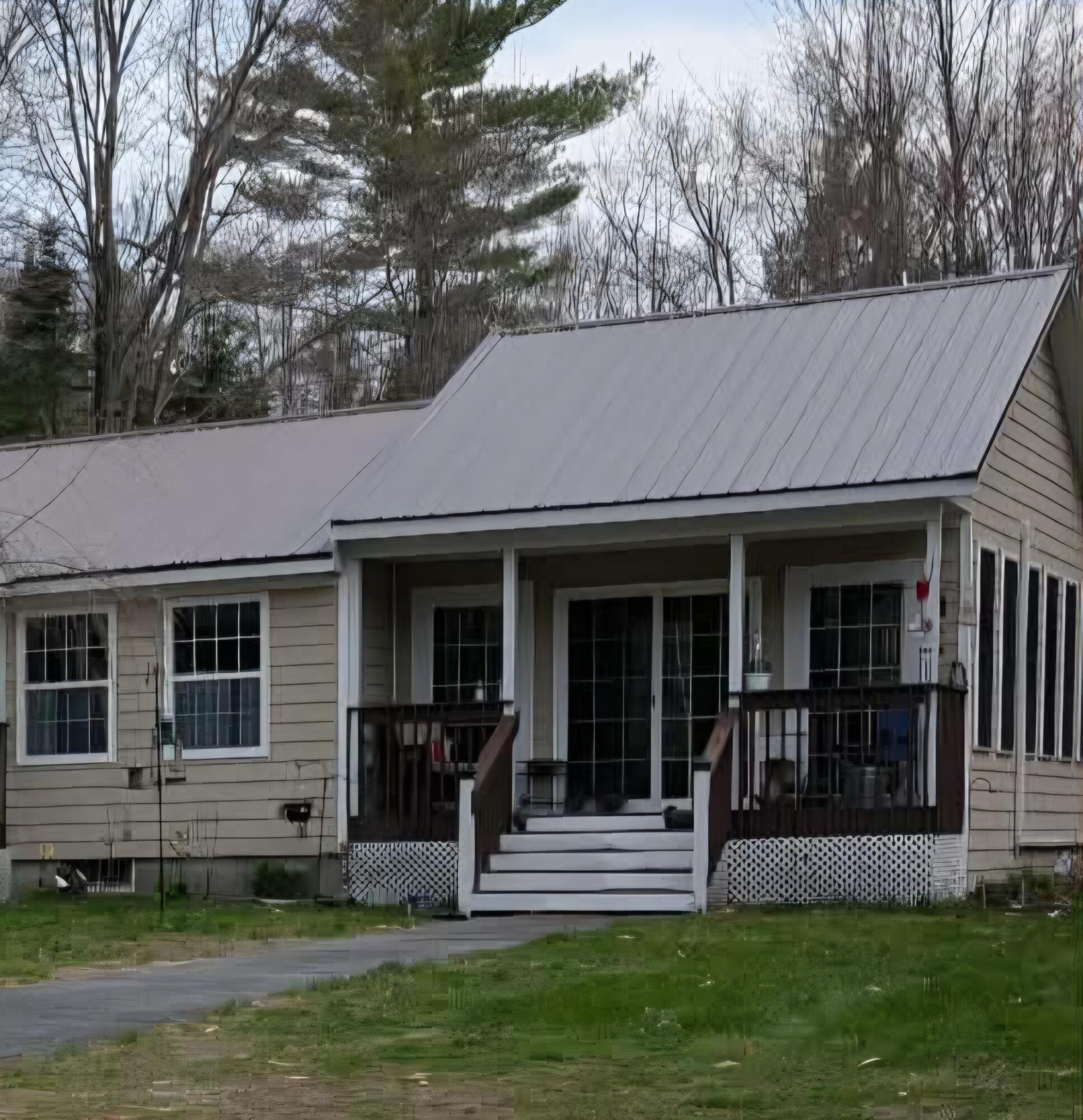 694 River Road Leeds ME 04263