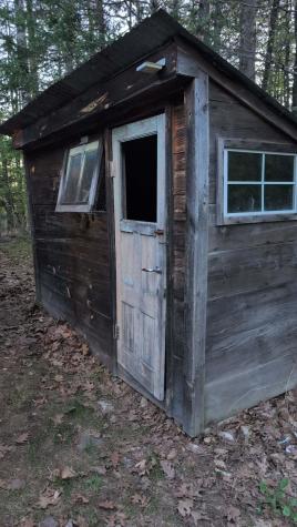 694 River Road Leeds ME 04263