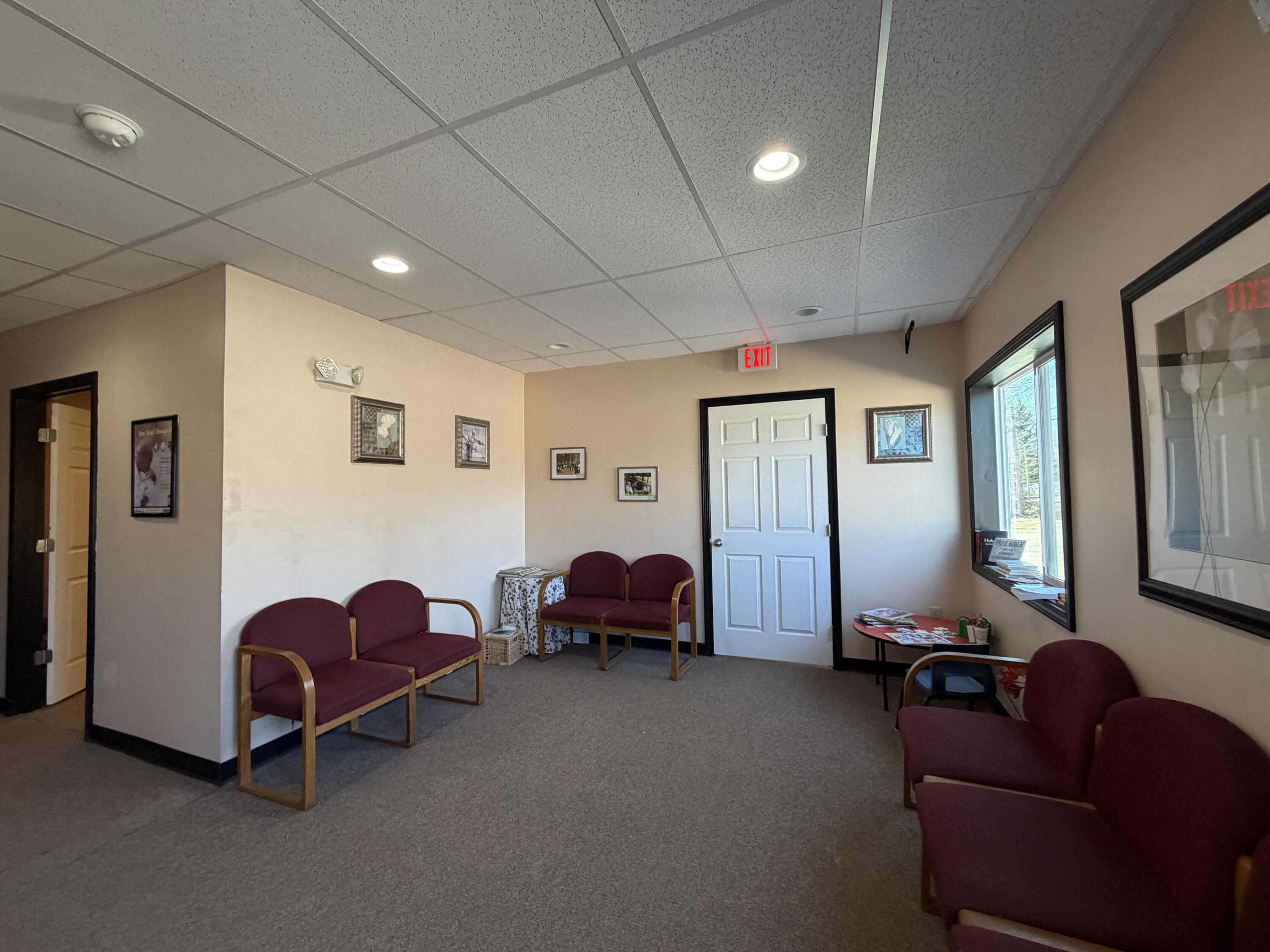 442 W Broadway Lincoln ME 04457