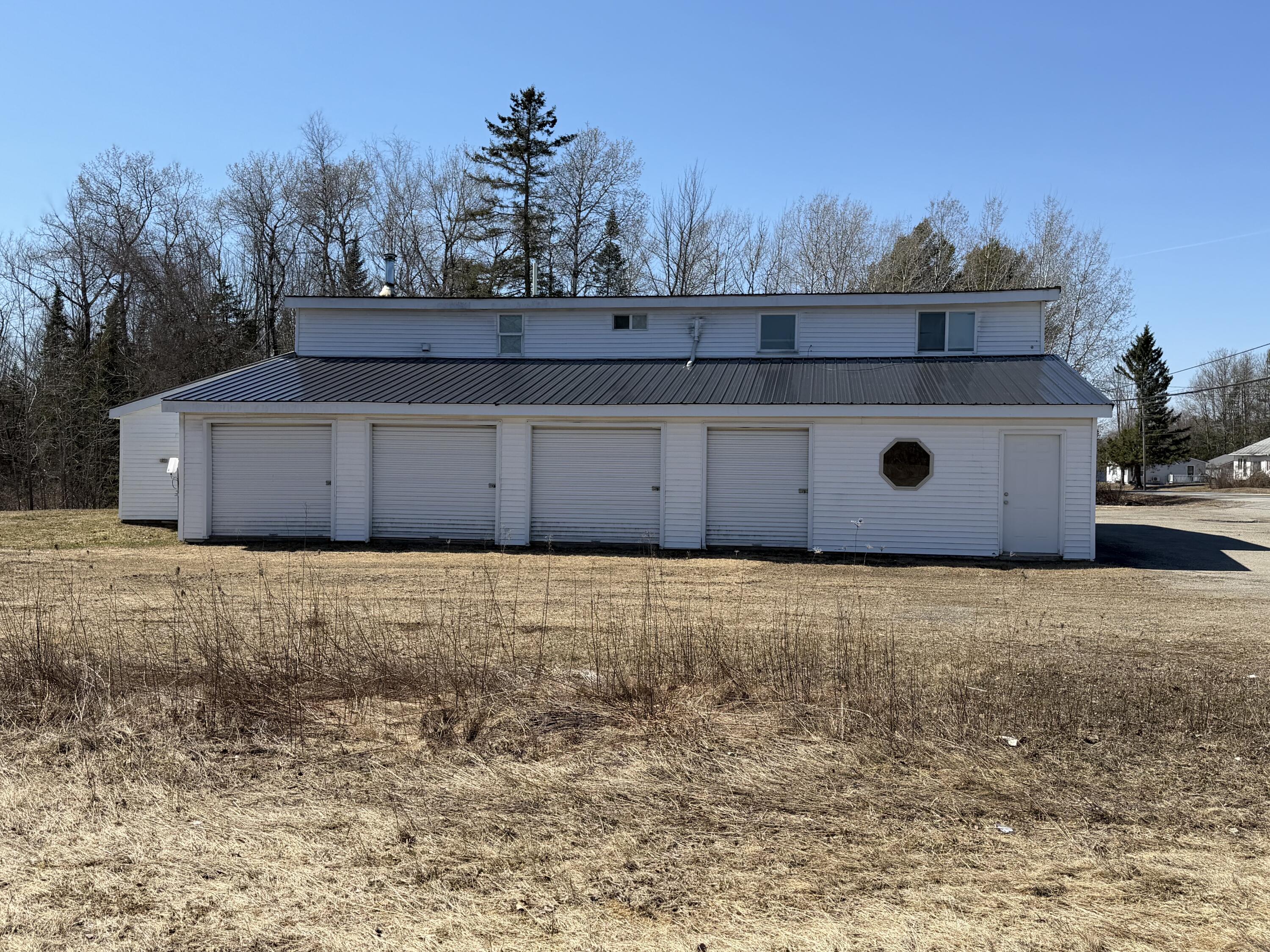 442 W Broadway Lincoln ME 04457